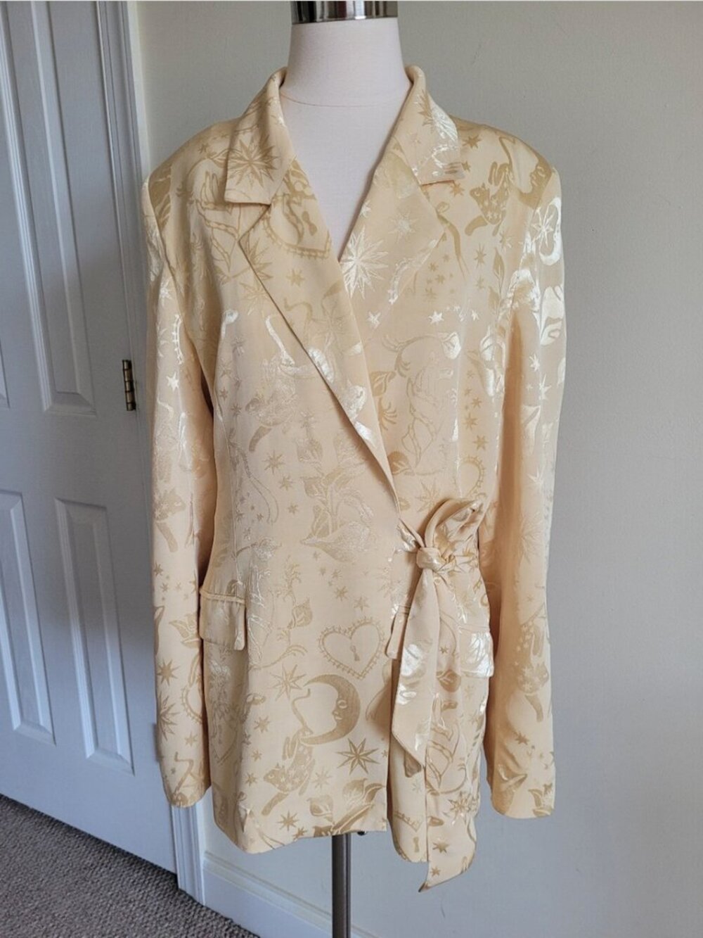 FARM RIO beige gold satin long-sleeve blazer mystical jacquard pattern size L - Picture 4 of 8